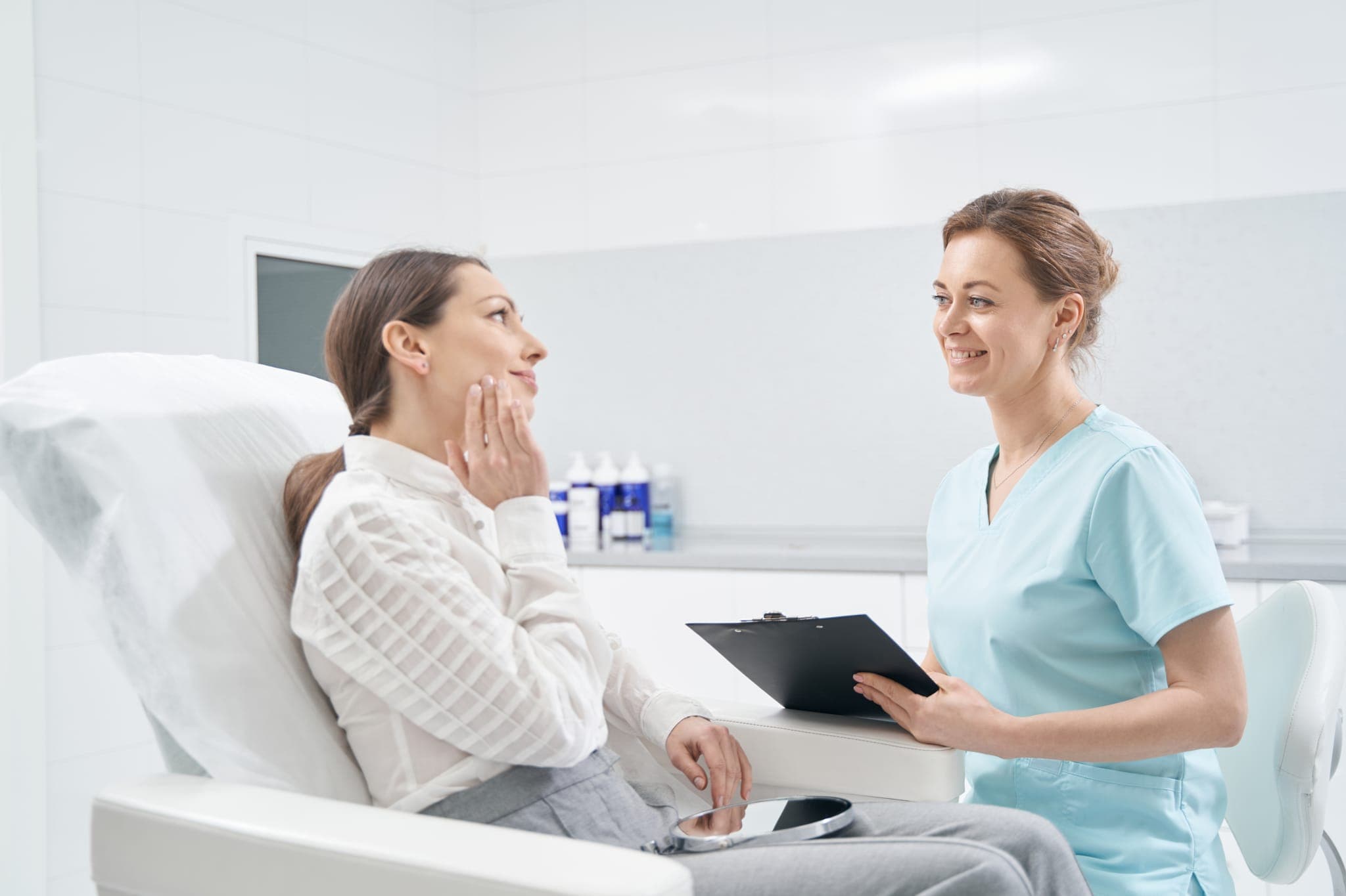 Jak si vybrat estetickou kliniku: na co se opravdu ptát